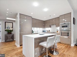 1781 N Pierce St APT 604, Rosslyn, VA 22209