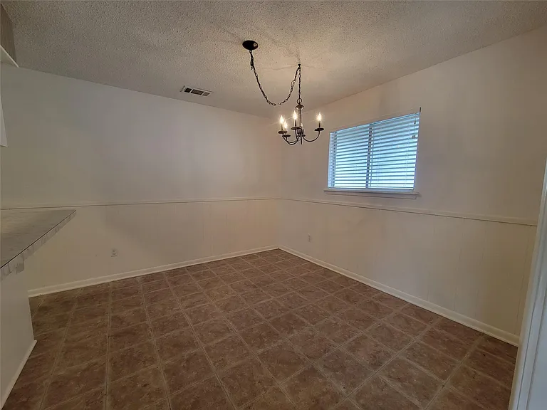 5806 Nassau Dr #B — Photo 13