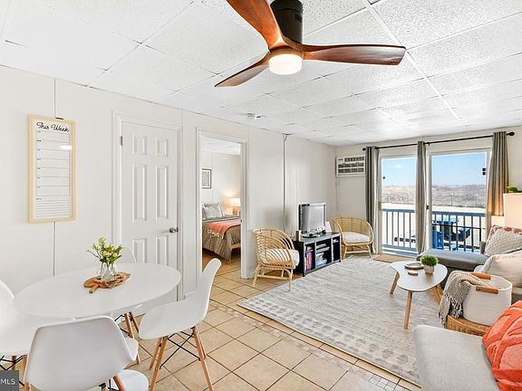 5th image of 4503 Atlantic Ave #107