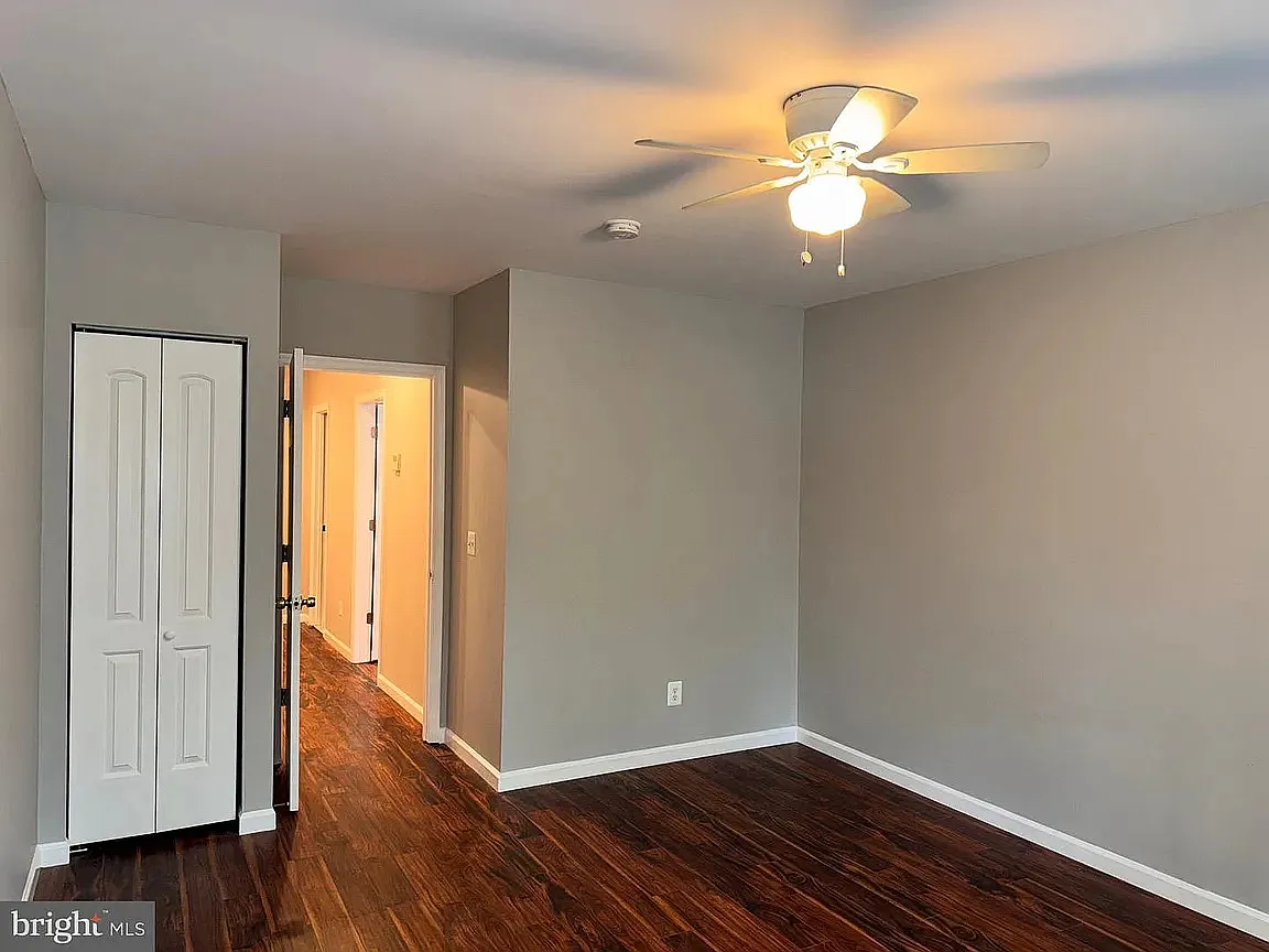 503 North Lakewood Avenue - 3 — Photo 4