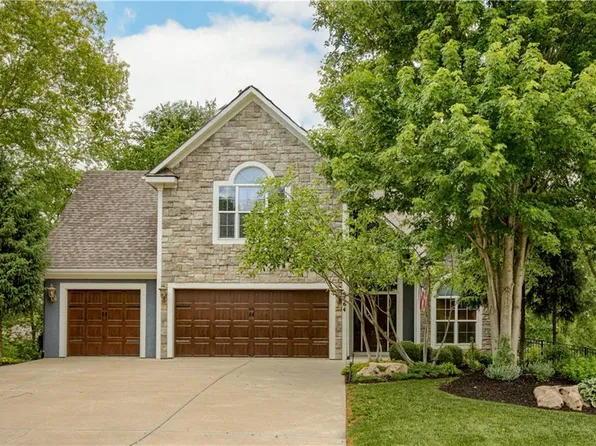 6764 Longview Rd, Shawnee, KS 66218