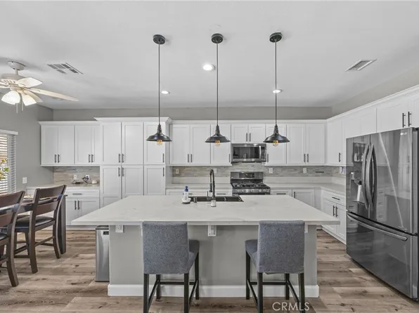 1251 Stepstone Ct, Hemet, CA 92545