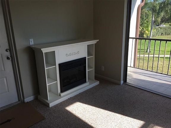 5th image of 1605 SW Silver Pine Way #110-C2