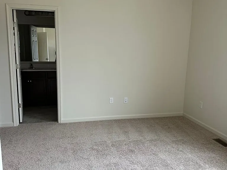 401 Lenape Way — Photo 16