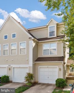 6607 Thackwell Way UNIT 2203, Alexandria, VA, 22315