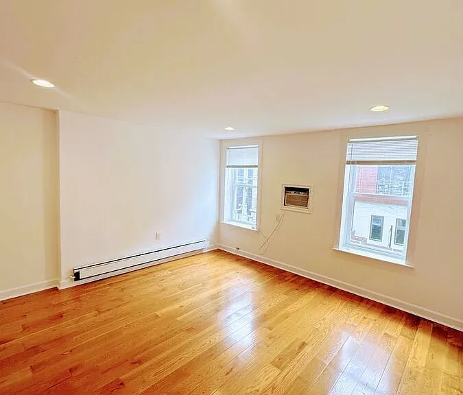 1623 Ogden St #2 — Photo 24
