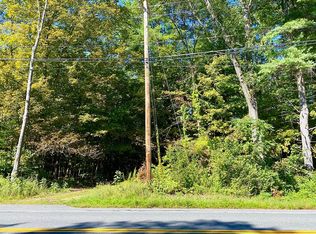 947 W Mountain Rd, Queensbury, NY 12804