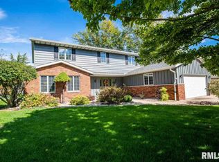 711 E Polk St, Morton, IL