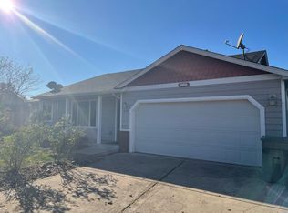 2198 Janna Ct, Lebanon, OR 97355