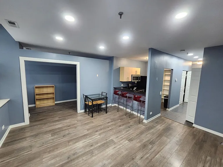 680 S Federal St #909 — Photo 21