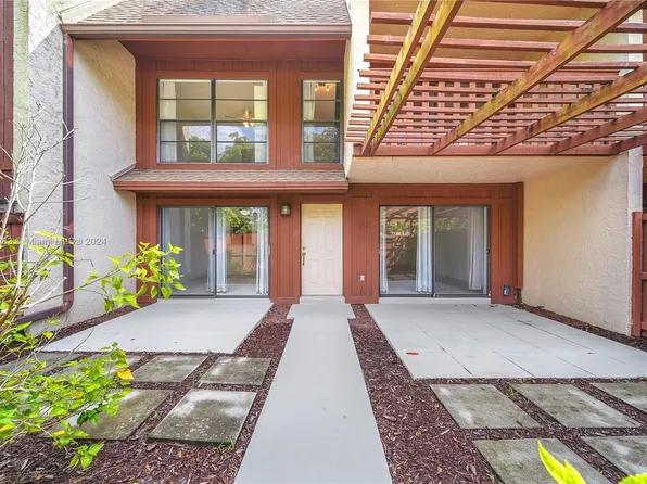 7124 SW 114th Pl APT C, Miami, FL 33173