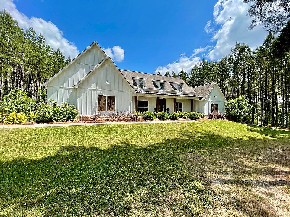 1st image of 790 Clover Ridge Way
