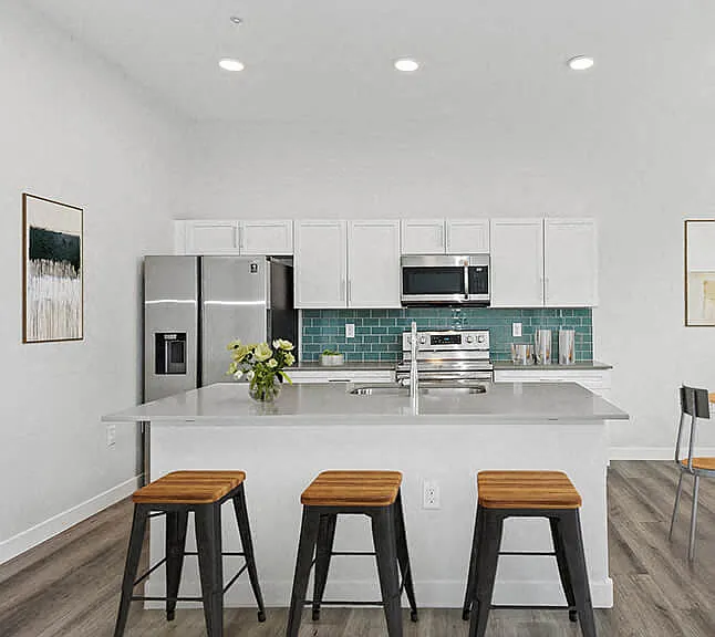 Baseline on 16 — Photo 4