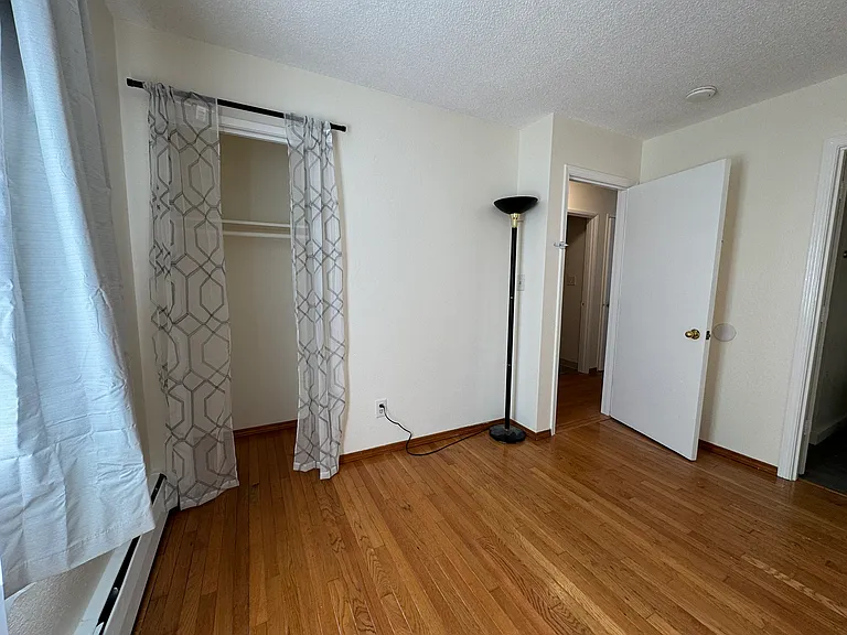 1233 Crescent Dr #1 — Photo 7