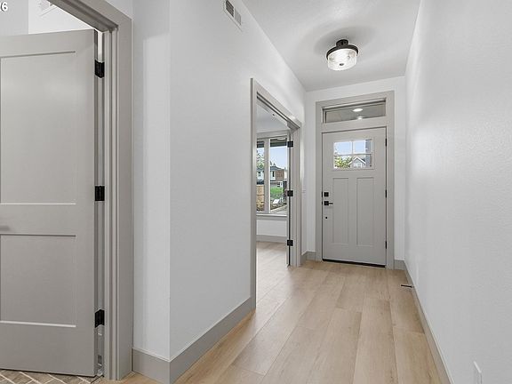3rd image of 14986 SE Andre Way