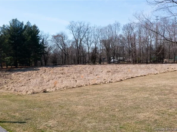 921-B Utica-Charlestown Road, Jeffersonville, IN 47130