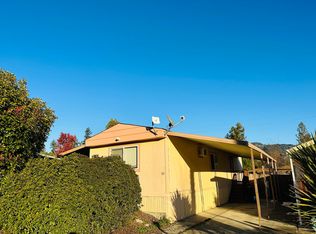 22 W Coast Rd, Redway, CA 95560