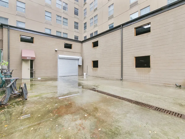 Clinton Square Apartments — Photo 1