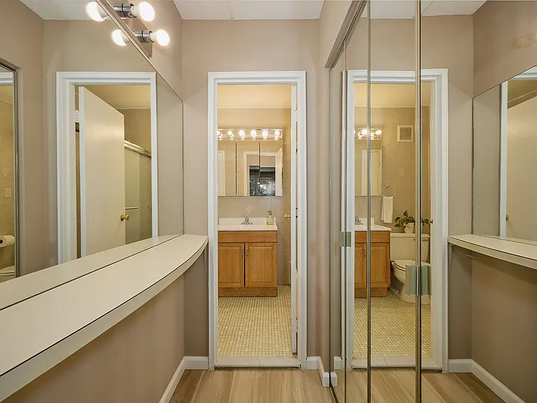 2 Consulate Dr #1J — Photo 11