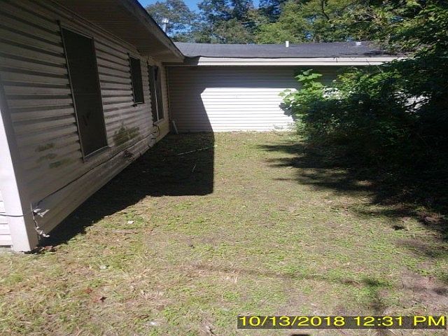 2nd image of 2815 Dick Taylor St
