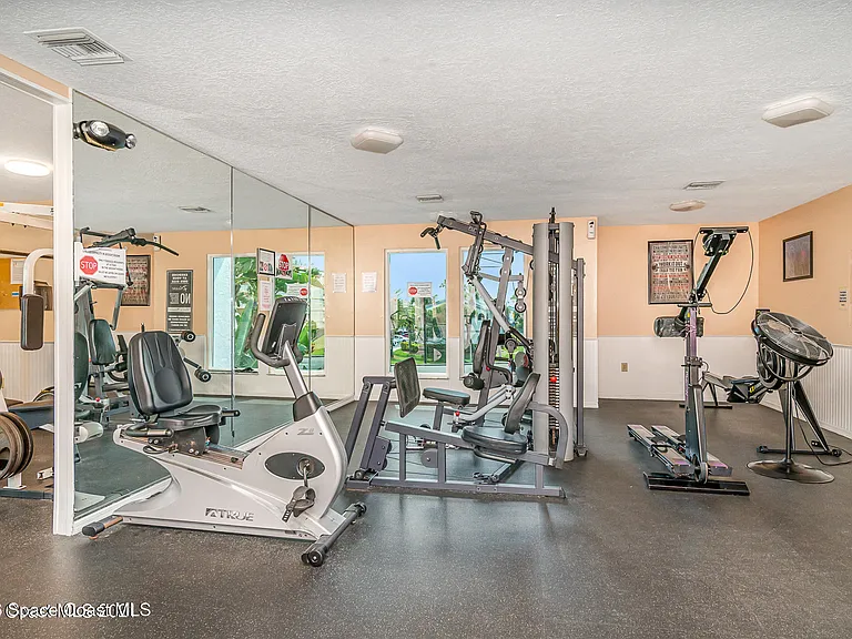 412 Beach Park Ln #167 — Photo 26