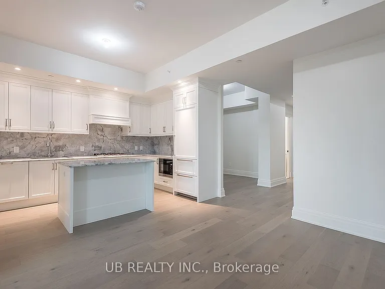 1451 Wellington St W #405 — Photo 3