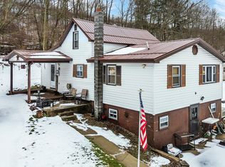 123 Country Ln, Portage, PA 15946