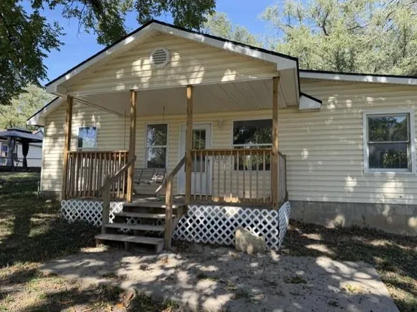 5638 Miami Ave, Kansas City, KS 66106