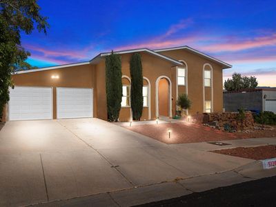 5120 Spinning Wheel Rd NW, Albuquerque, NM, 87120