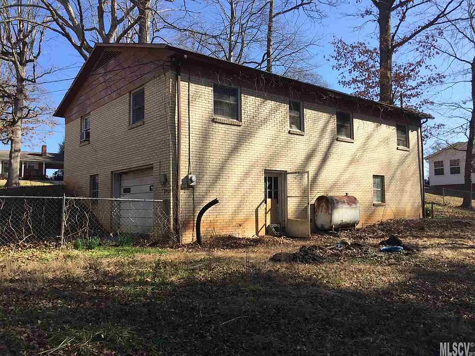2nd image of 3272 Pineburr Rd