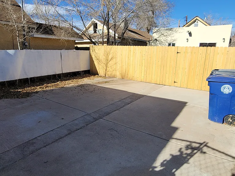 Santa Fe Ave SW — Photo 17
