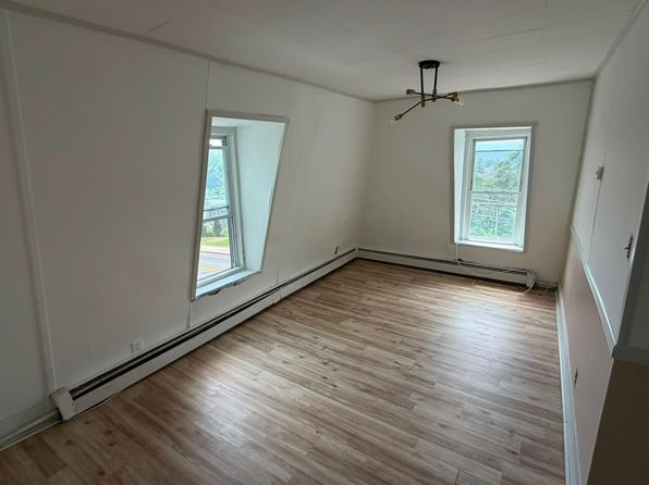 79 W Main St APT 3