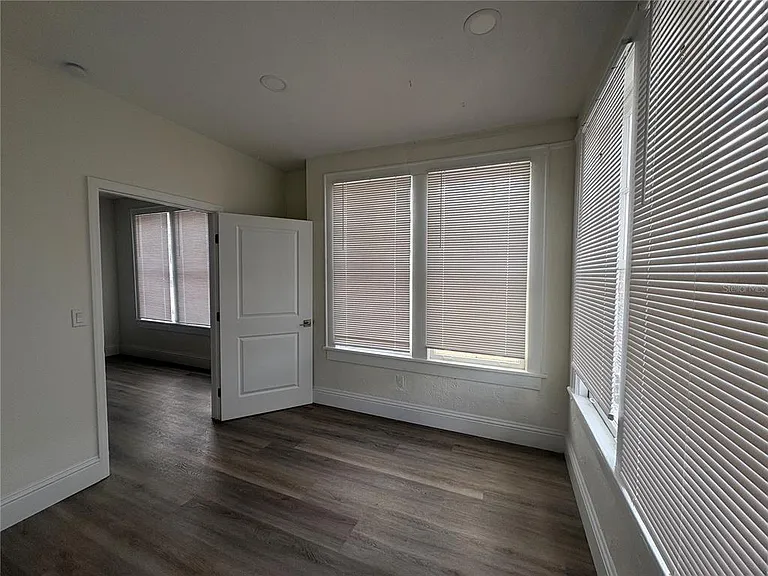 729 E Palmetto St #1 — Photo 7