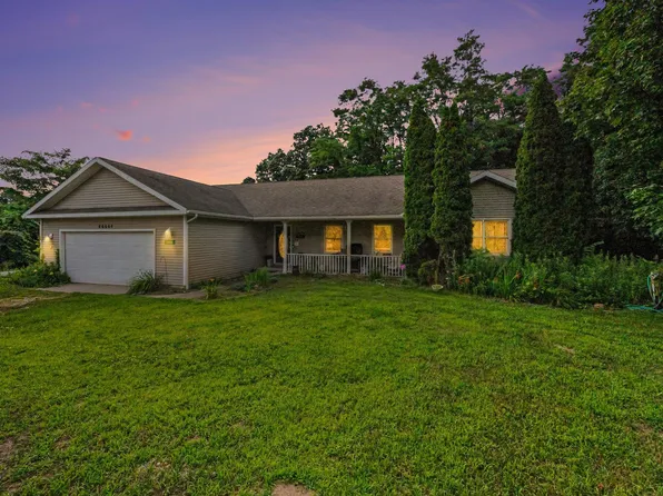 46664 County Road 374, Paw Paw, MI 49079