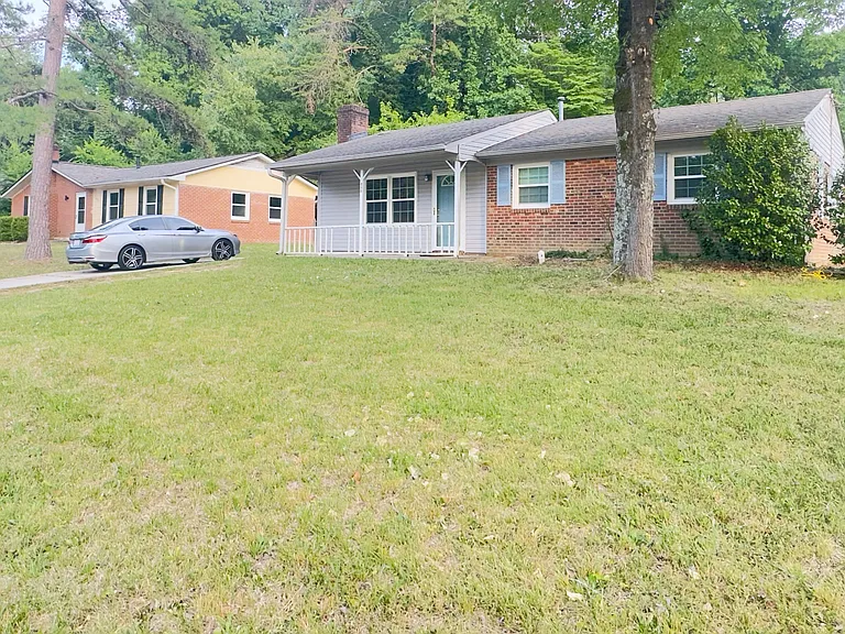 800 Miriam Ave — Photo 2