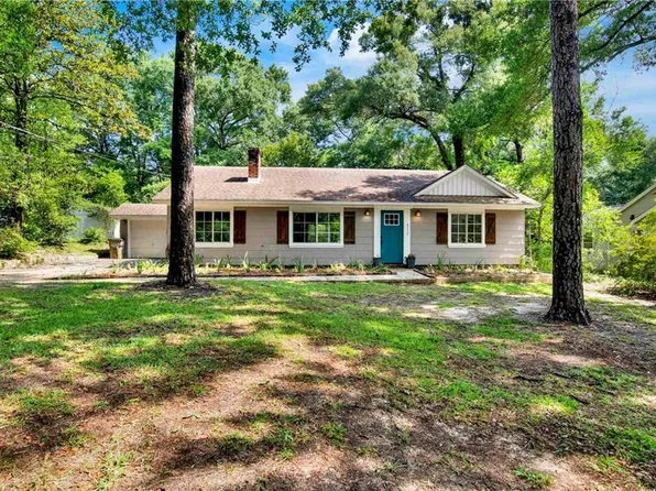 4712 Princeton Dr, Mobile, AL 36618