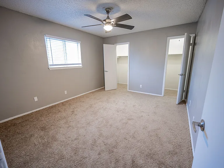 Sunrise Pointe — Photo 21