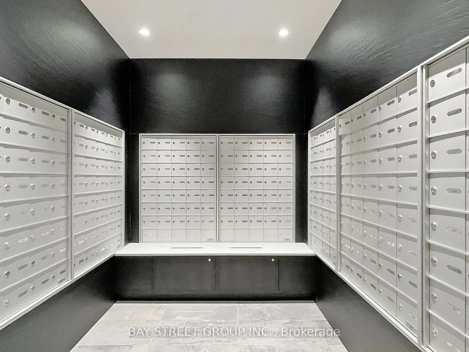 1 bed, $2,350 — Photo 4