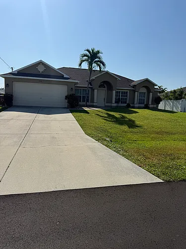 4509 SW 20th Pl Photo 1