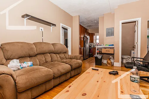 200 Harvard Ave #9I Photo 1