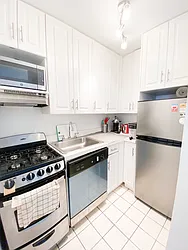 Rented by Urban Real Estate Inc
