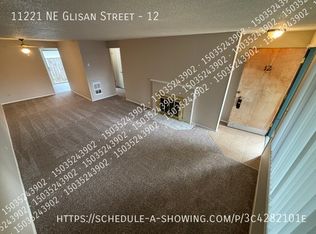 11221 NE Glisan St APT 12, Portland, OR 97220