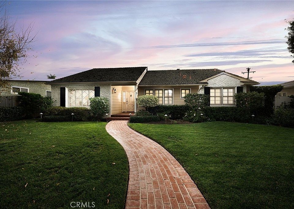 1st image of 5440 E La Pasada St