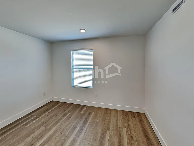 9635 E Harkes Dr — Photo 15