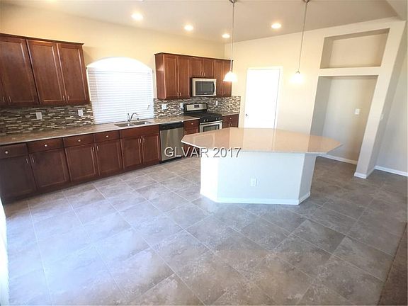 4th image of 7218 Summit Lake Ct