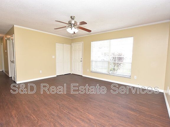 3rd image of 4615 San Antonio Dr