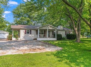 3041 Highway, Winfield, MO 63389