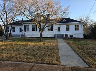 1003 Broad St, Altavista, VA 24517