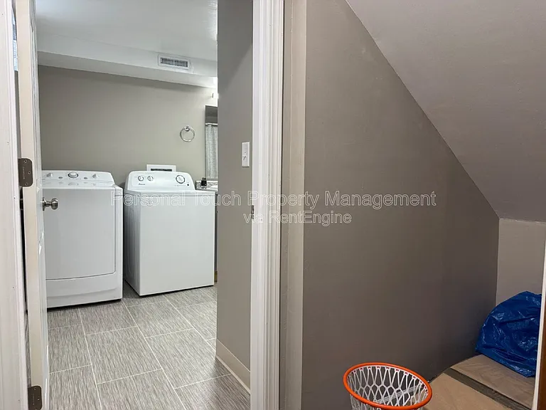 413 22nd St S — Photo 32