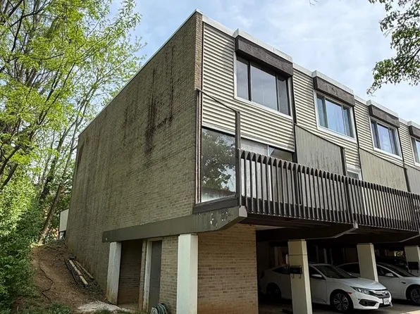 1231 N Quinn St, Arlington, VA 22209